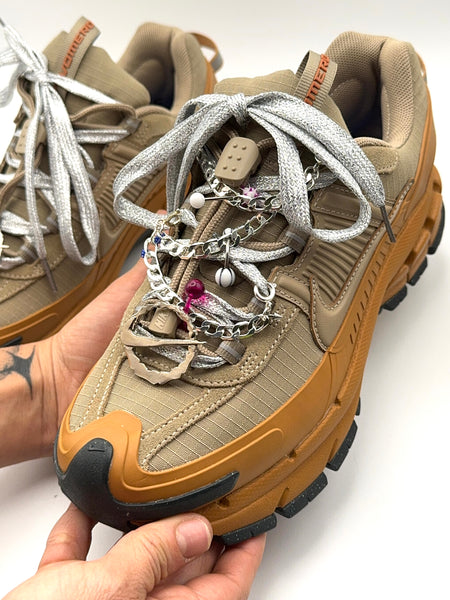 Sneaker Chain Piercing Platinada 3 niveles